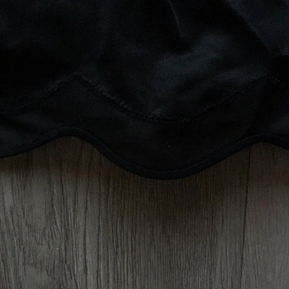 VINTAGE 50s slip black with scallop hem​ with see-through hem detail Y2K - Picture 4 of 11